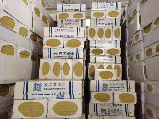 xps擠塑板出現(xiàn)虛糊和空鼓的預(yù)防措施