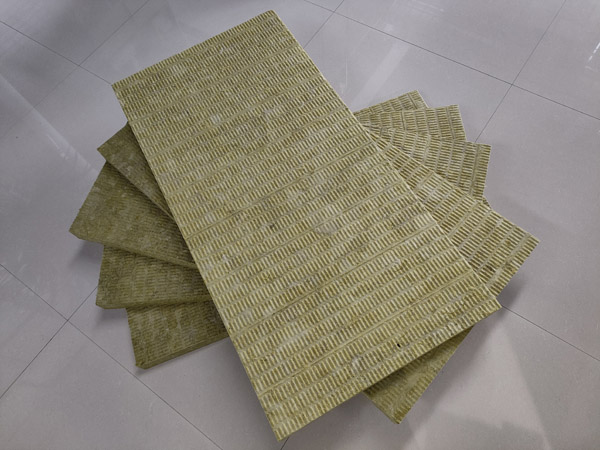 巖棉板的重要部分是保溫隔熱 巖棉板的重要部分是保溫隔熱